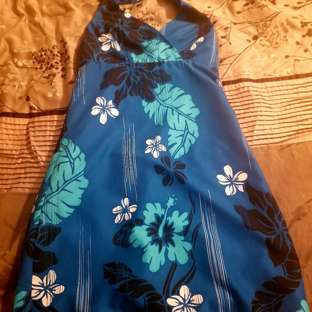Blue floral print summer dress